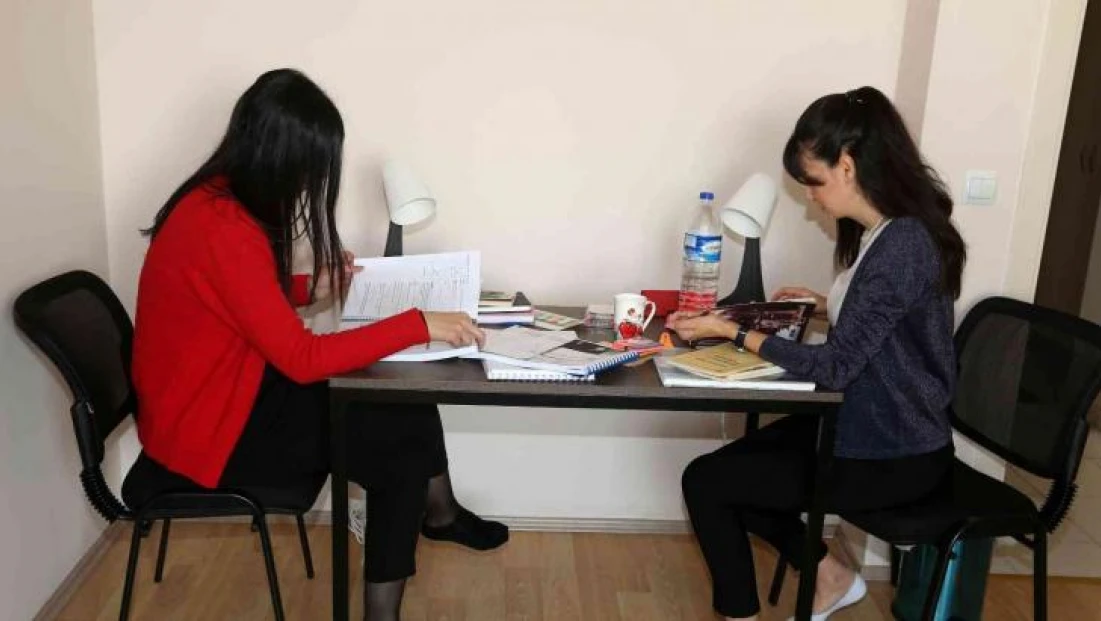 Yenimahalle Belediyesi 60 öğrenciye kucak açtı