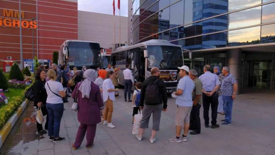 '1915 Şerife Bacı Torunu Çanakkale'ye Gidiyor' temasıyla organize edilen gezide ilk kafile yola çıktı