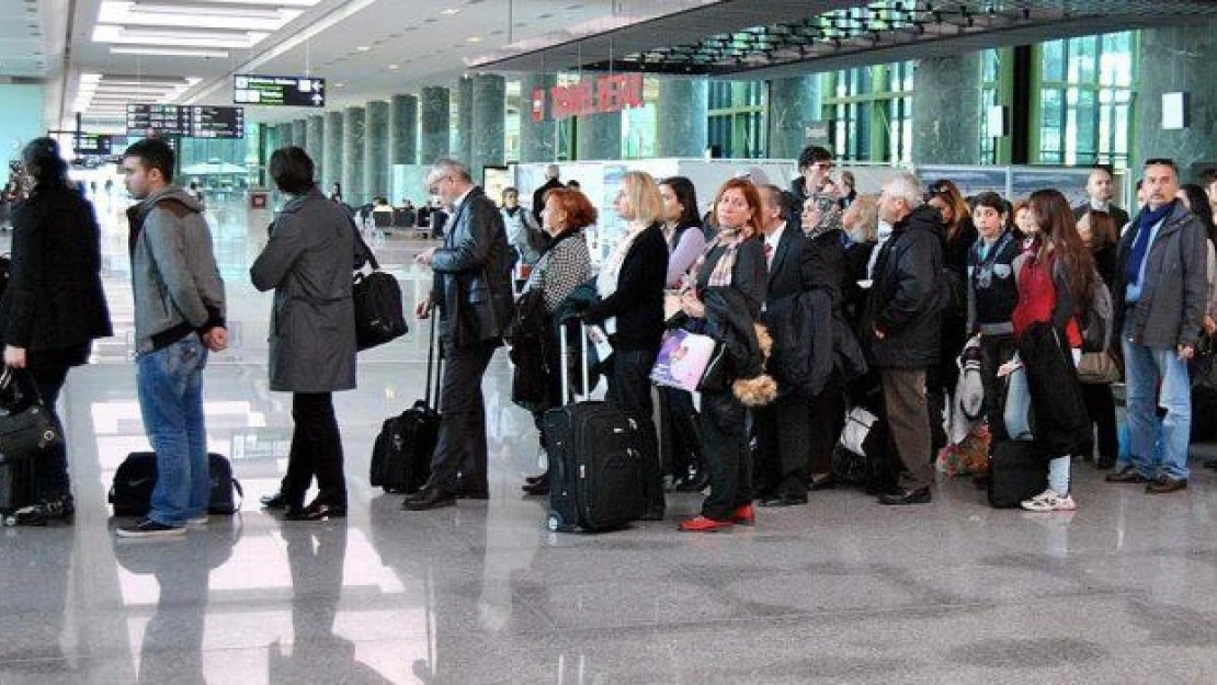 10 bin Türk, Rusya'dan geri döndü