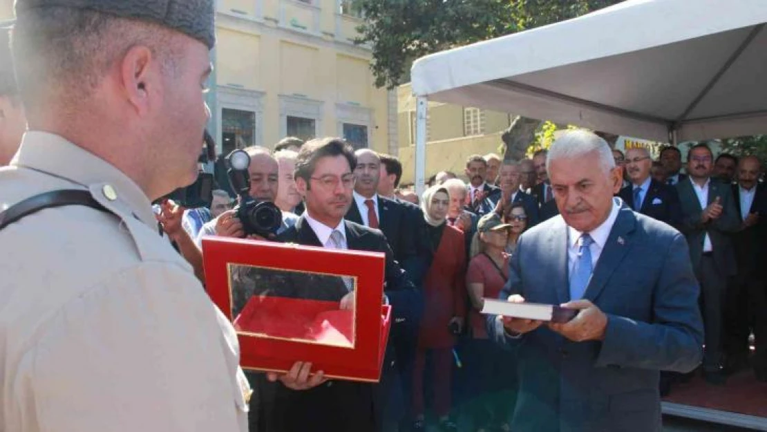 100'üncü yılında İzmir'in kurtuluşu canlandırıldı