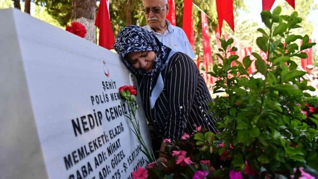 15 Temmuz şehidinin babası: 'Hem bu dünyada hem de öbür dünyada yatacak yerleri yok'