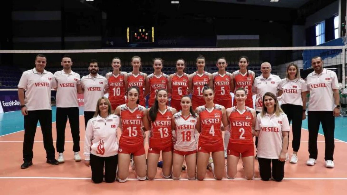 2022 CEV U20 Avrupa Şampiyonası: Türkiye: 3 - Macaristan: 0