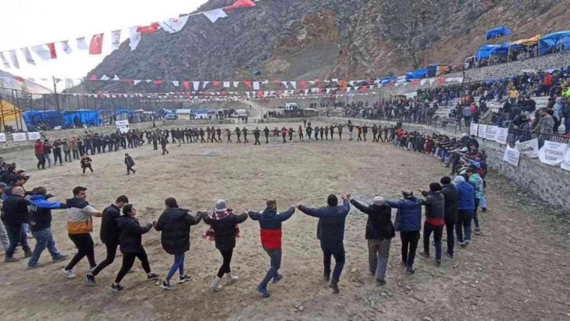 27'inci  Sarıgöl boğa güreşleri başladı sona erdi