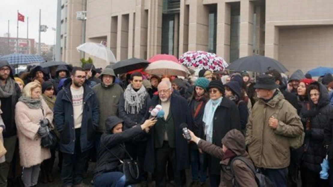 3 Akademisyen 'terör propagandası' suçundan tutuklandı