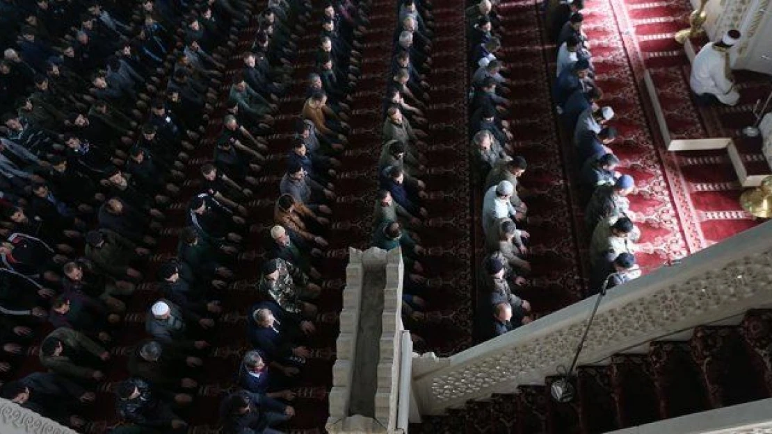 34 gün sonra ilk cuma namazı