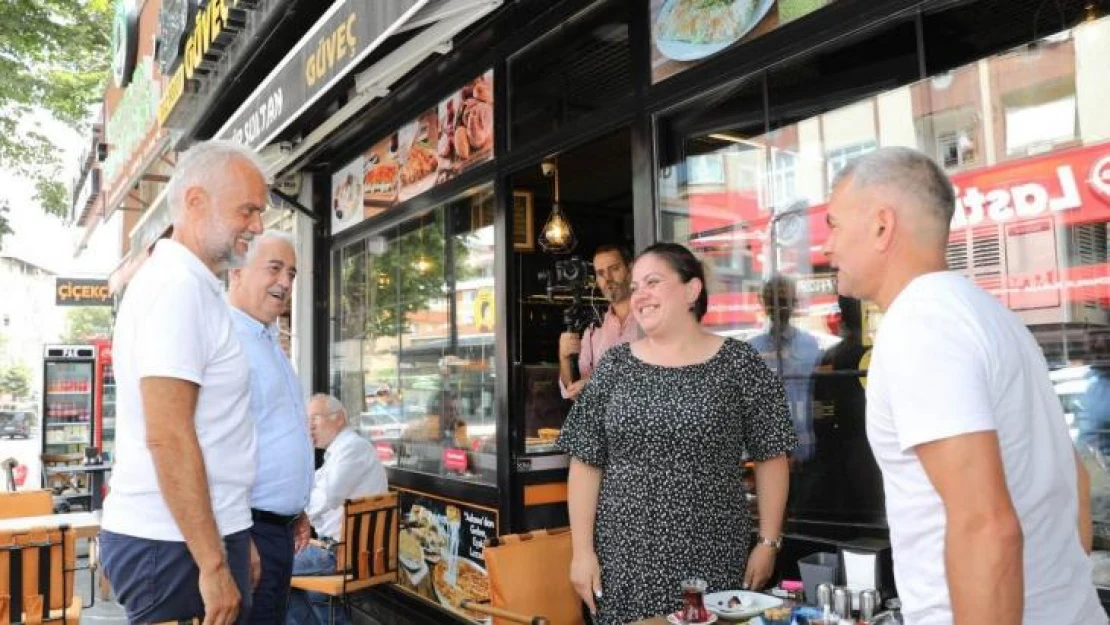 AK Parti'li vekillerden Çekmeköy'e çıkarma