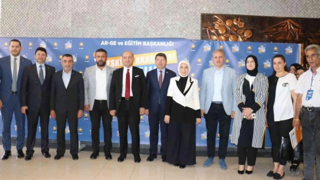 AK Parti Malatya Teşkilat Akademisi Mahalle Eğitim Programı yapıldı