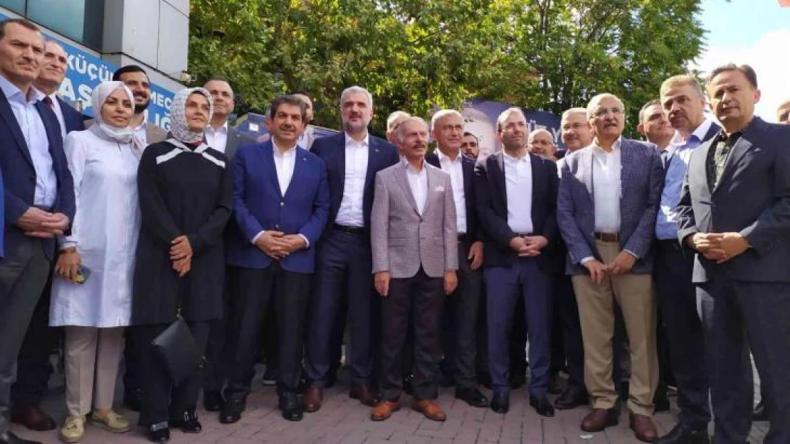 AK Parti'nin 'Yüz Yüze 100 Gün' programı Küçükçekmece'de başladı