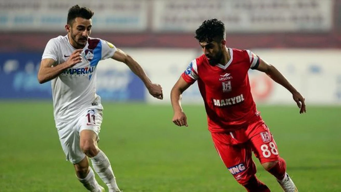 Akhisar Belediyespor Muğdat Çelik'i kadrosuna kattı