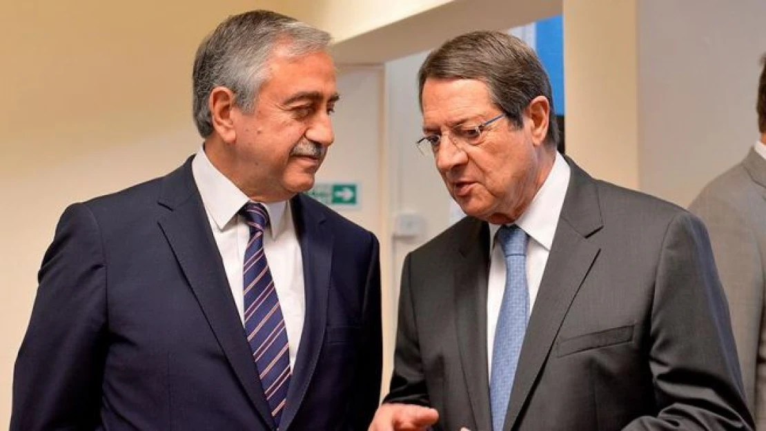 Akıncı ile Anastasiadis ara bölgede buluştu