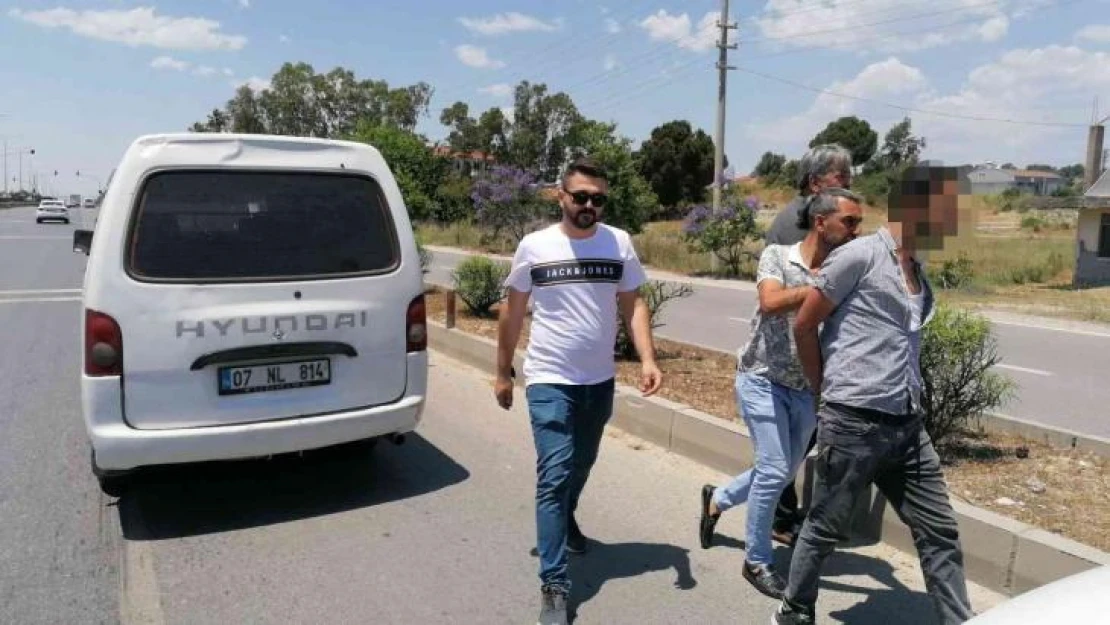 Alanya'dan çalınan panelvan Antalya'ya götürülürken ele geçirildi