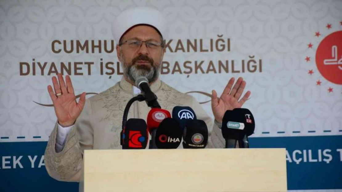 Ali Erbaş: 'Fatih ruhlu gençler, nesiller yetiştirmek için emek veriyoruz'