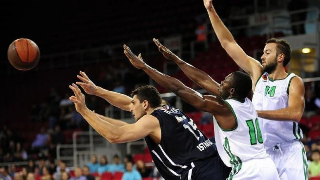 Anadolu Efes Atina deplasmanında