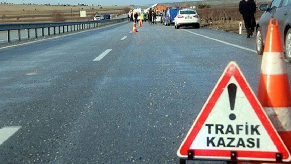 Ankara Gölbaşı'nda otomobil bariyerlere çarptı: 1 ölü, 1 yaralı