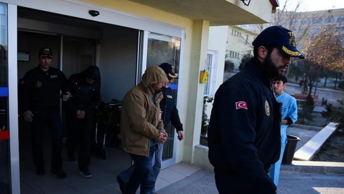 Ankara'da yakalanan iki canlı bomba tutuklandı