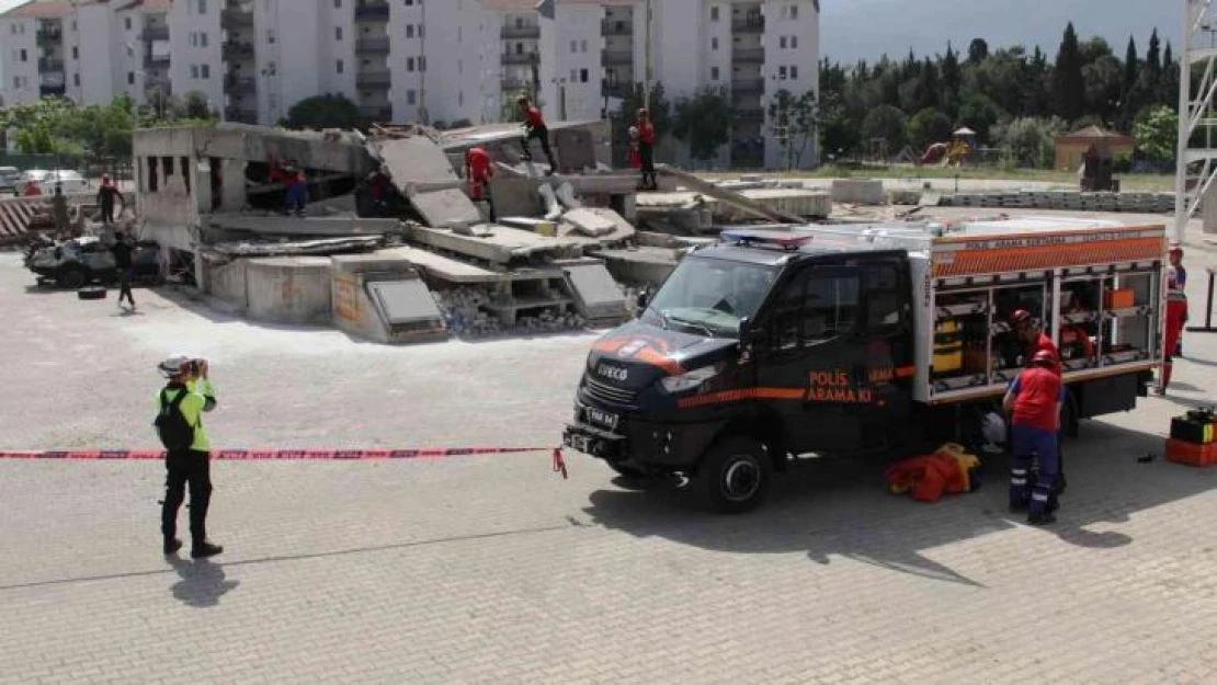 Arama kurtarma ekipleri tatbikat için İzmir'de buluştu