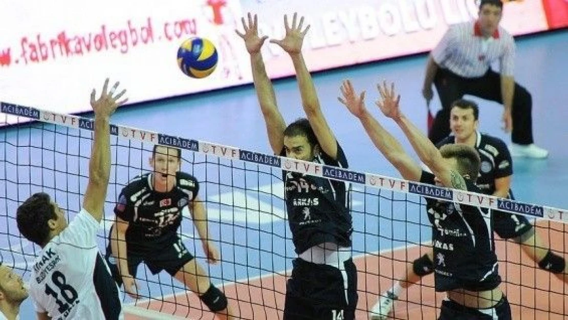 Arkas Spor Ruslar gelecekmiş gibi hareket ediyor