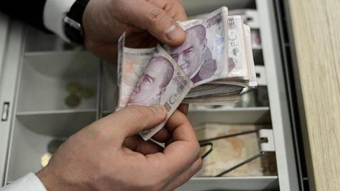 Hükümet sözünü tuttu, asgari ücret bin 300 lira oldu