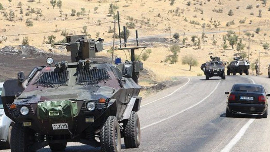 Askeri araca saldırı: 12 asker yaralı