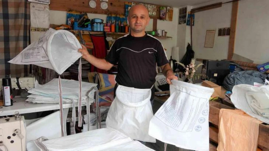 Atık şeker çuvallarını 'fındık sepetine' dönüştürüyor