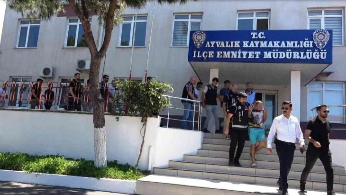 Ayvalık'ta polis ve sahil güvenlikten PKK-KCK terör örgütüne darbe