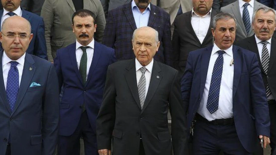 Bahçeli:' Kolay kolay partiyi teslim edemeyiz'