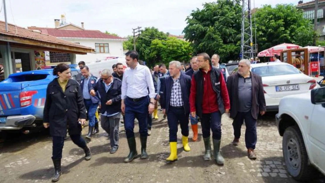 Bakan Kurum, afetin yaşandığı bölgelerde incelemelerde bulundu