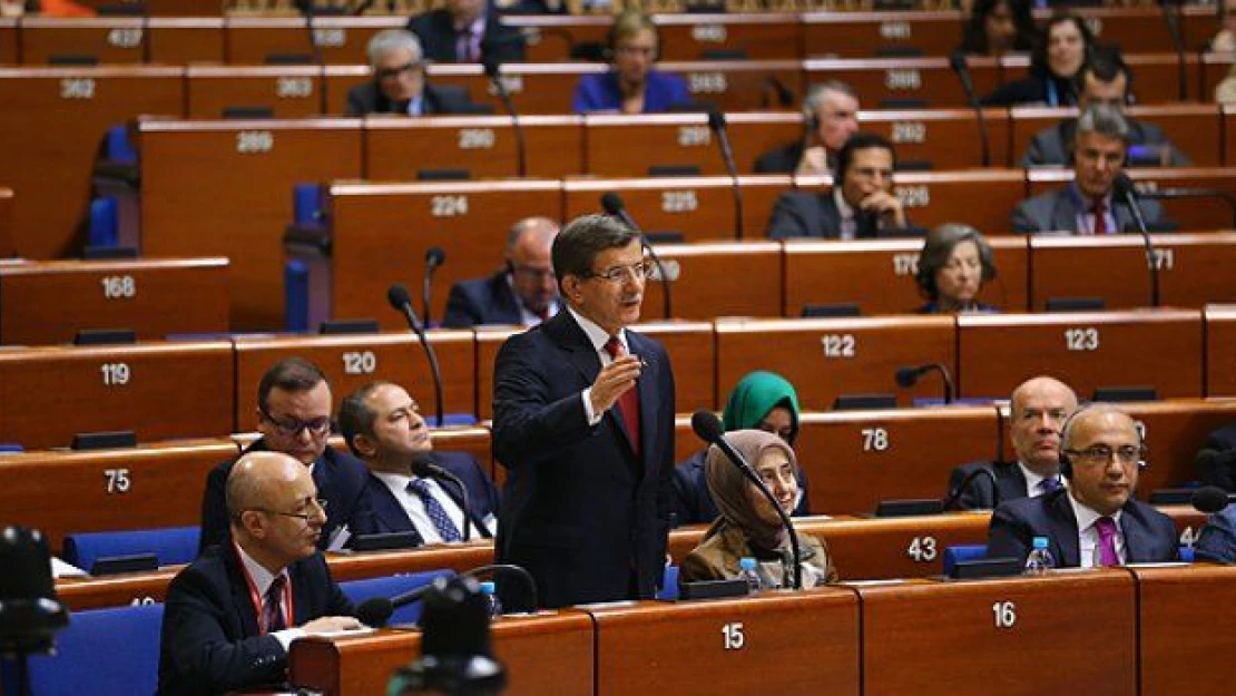 AKPM'de PKK'yı savunan Kürkçü'ye Davutoğlu'ndan tarihi cevap