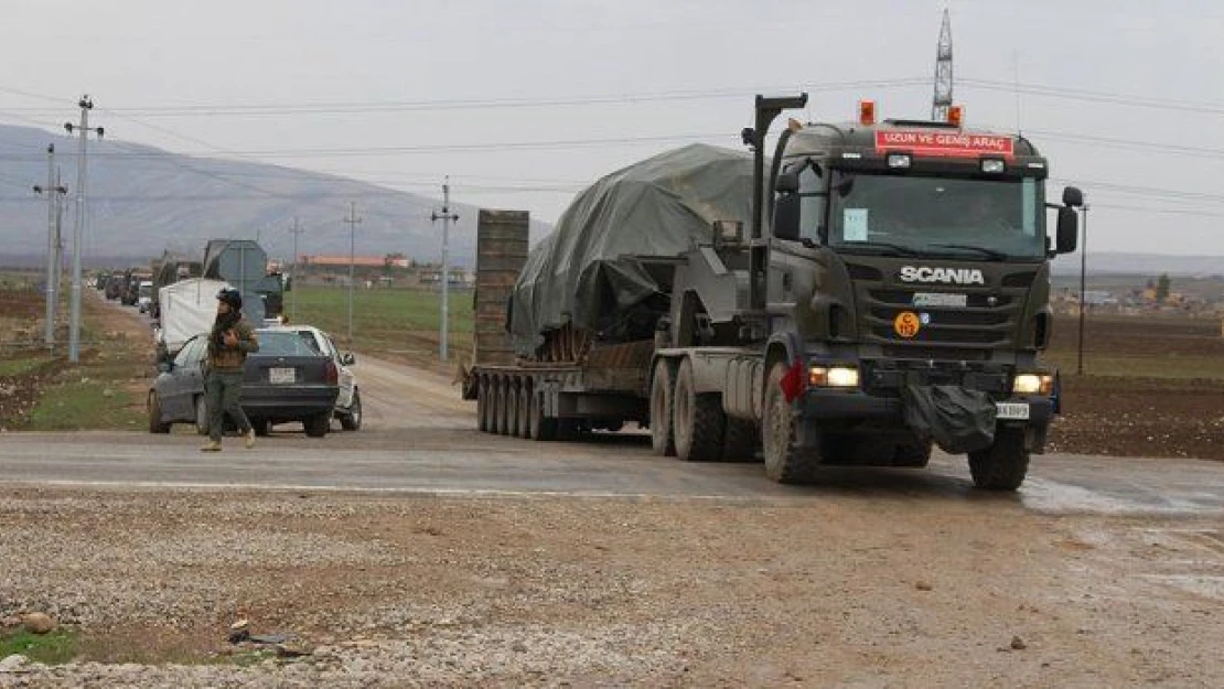 Başika eğitim üssüne DAEŞ saldırısı: 4 yaralı