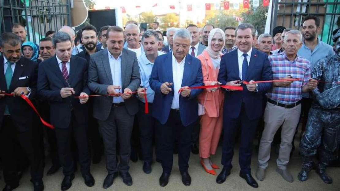 Bergama'da 8 bin kişiyle park açılışı