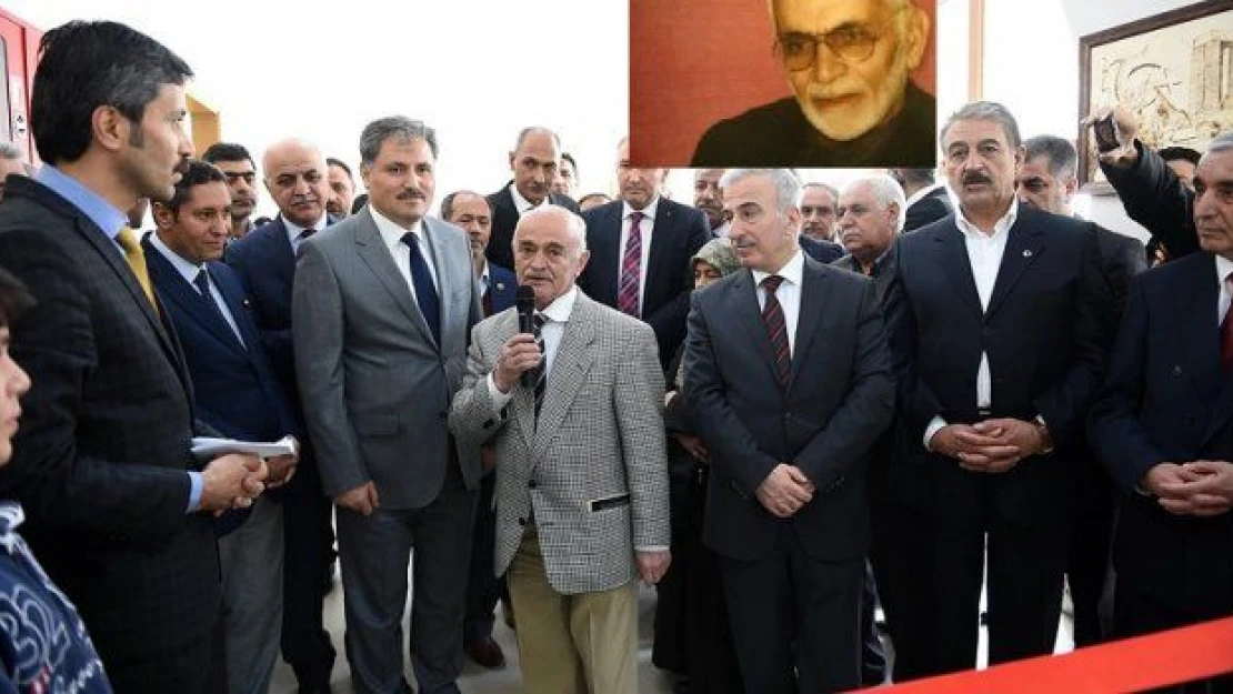 Bilge terzi Said Çekmegil'in adı kütüphanede yaşayacak