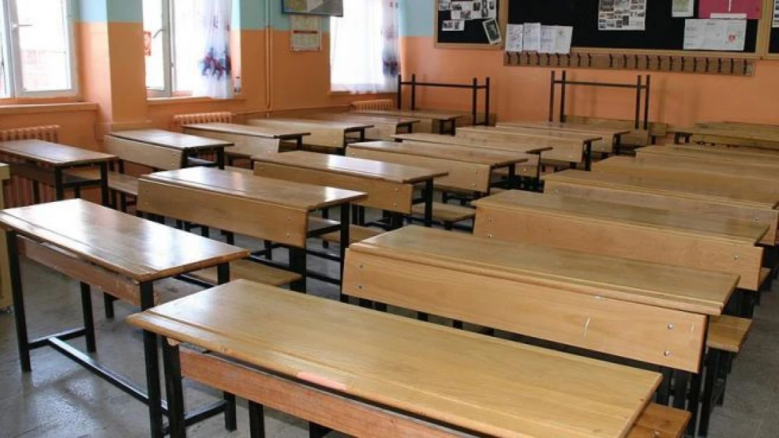 Bismil'de sahte diplomalı 4 öğretmen görevden alındı