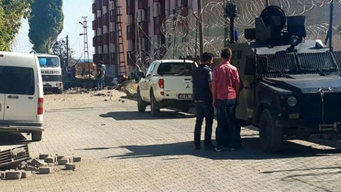 Bitlis'te hain saldırı, 20 asker yaralandı