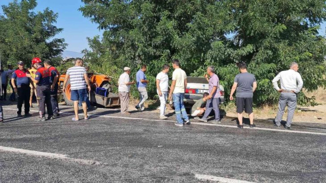 Bozdoğan'da trafik kaza: 2 yaralı