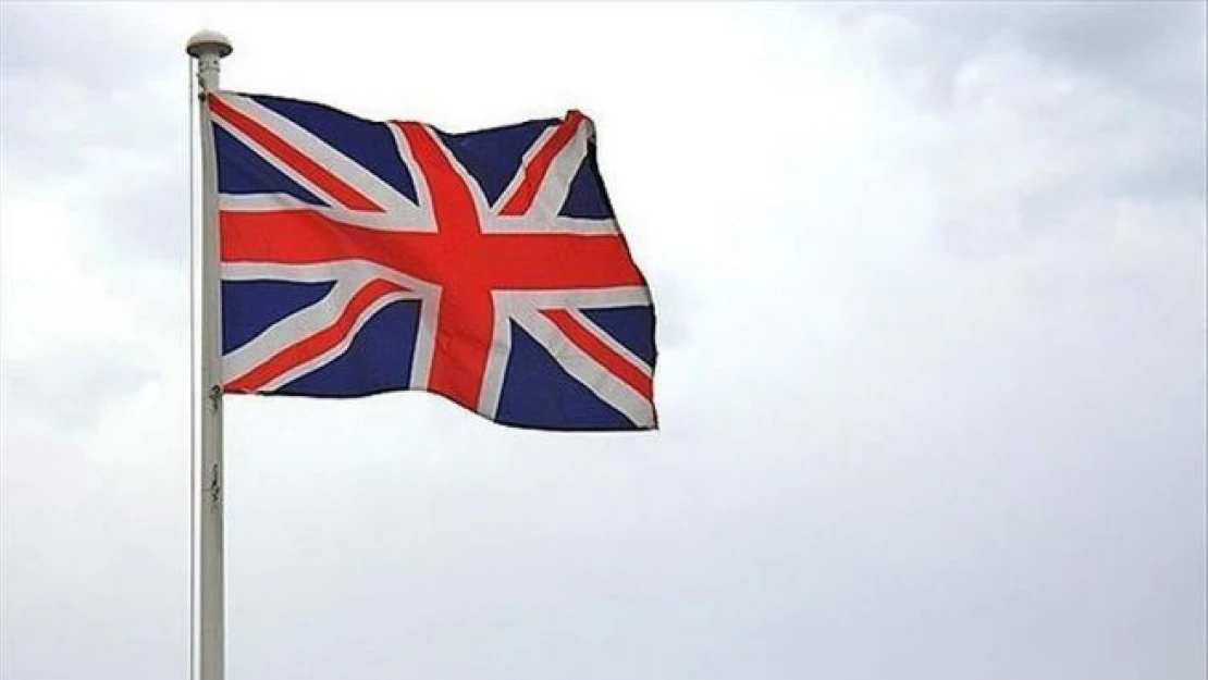 Brexit endişesiyle sterlinin düşüşü sürüyor