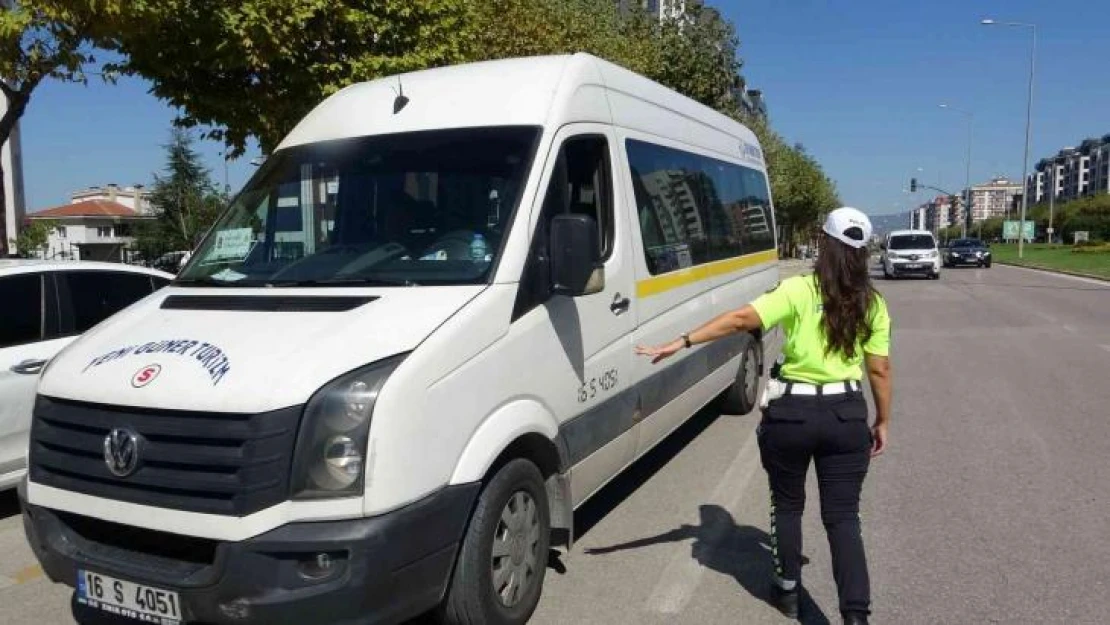 Bursa'da öğrenci taşıyan servislere sıkı denetim