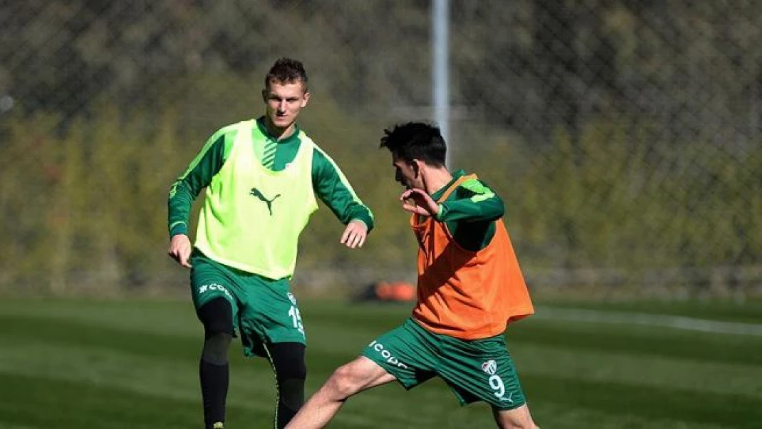 Bursaspor'da Necid ve Cuenca'nın talipleri çoğalıyor