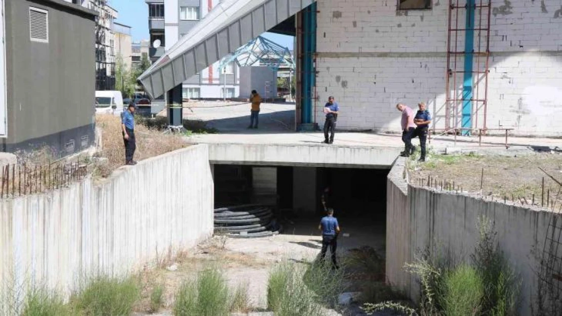 Cami inşaatından düşen vatandaş hayatını kaybetti