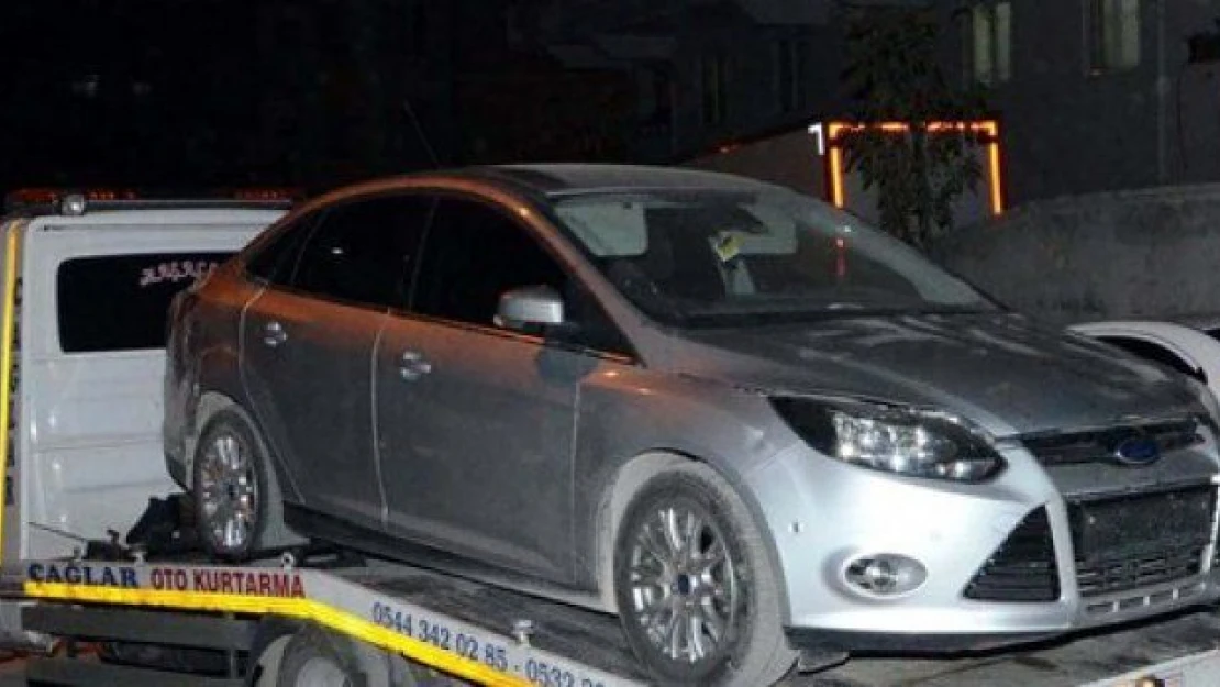 Canlı bombanın kullandığı araç hücreleri çökertti