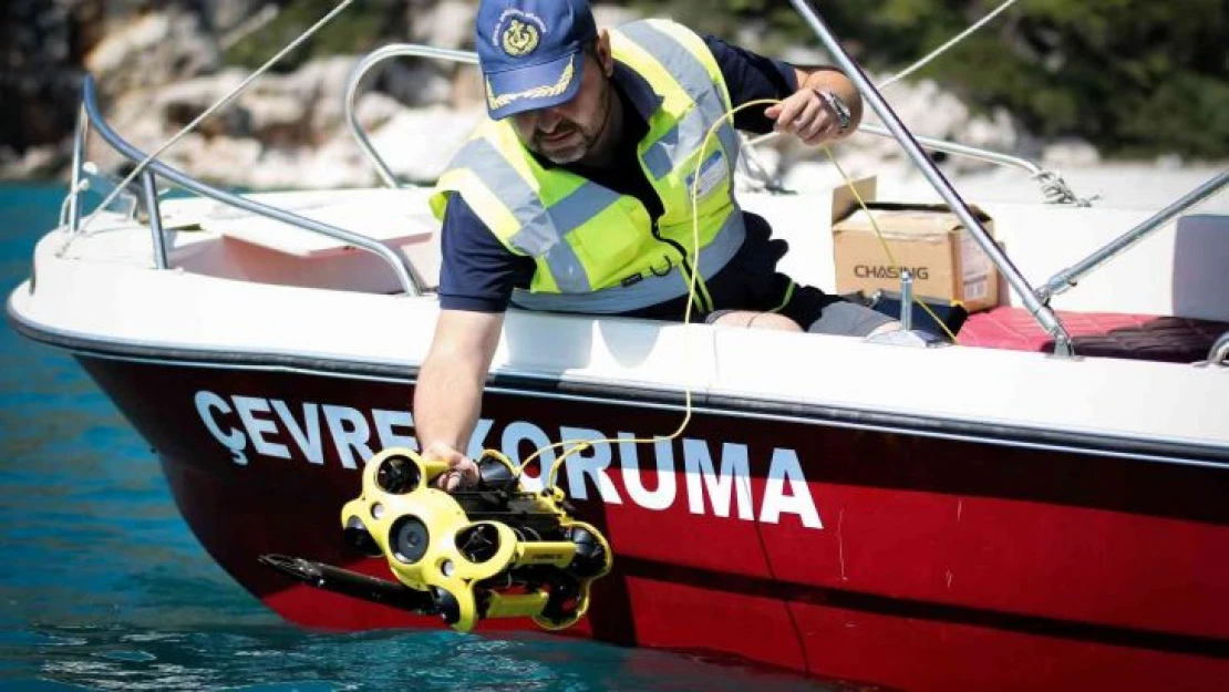 Caretta Carettalara ölüm saçan hayalet ağlar, sualtı robotuyla temizleniyor