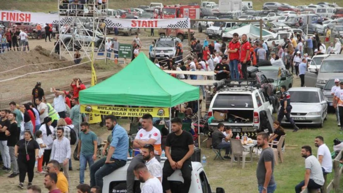 Çarşamba'da off-road yarışları nefes kesti