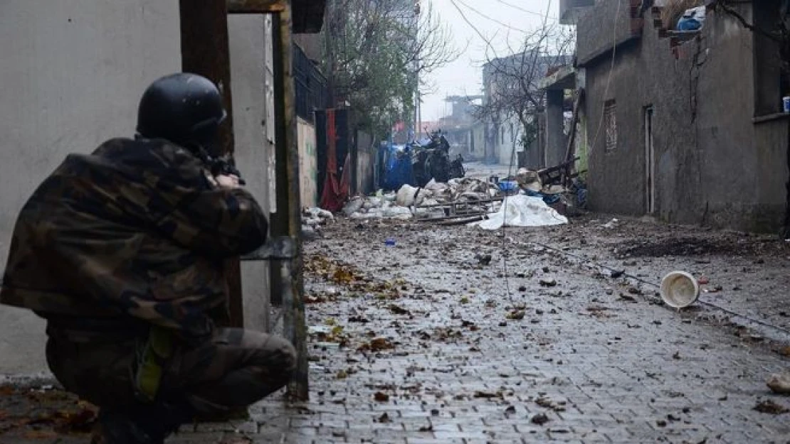 Sur ve Cizre'de terör saldırısı: 2 şehit