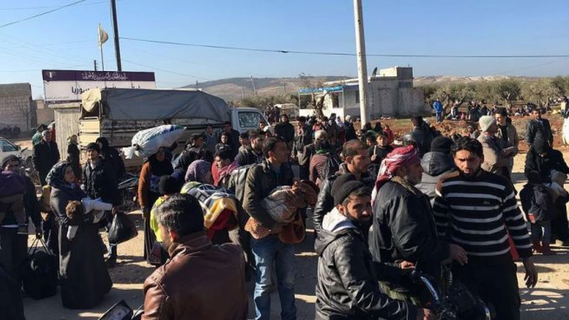 Binlerce Suriyeli Kilis sınırına rayandı