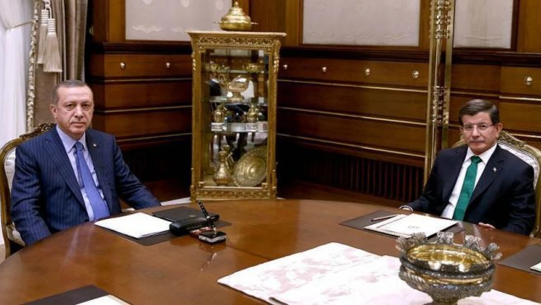 Cumhurbaşkanı Erdoğan Başbakan Davutoğlu'nu kabul etti