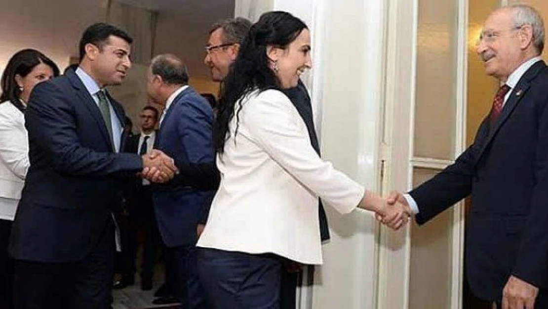 'Darbeciyle darbeci PKK'lıyla PKK'lı olan CHP için hala bir umut var mı?'