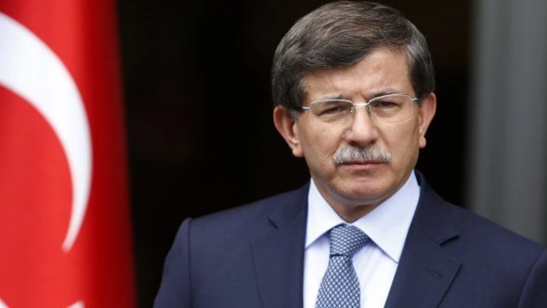Davutoğlu: Karnından konuşmak siyasetçiye yakışmaz