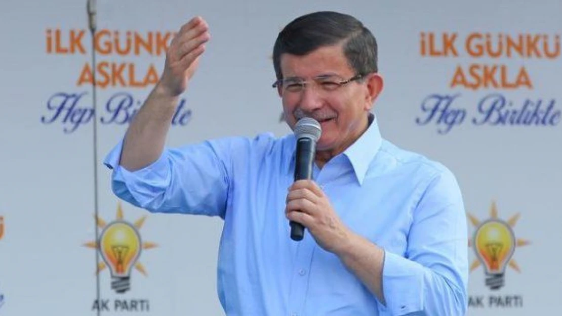 Davutoğlu: 'Ne olur beni onlarla muhatap etmeyin'