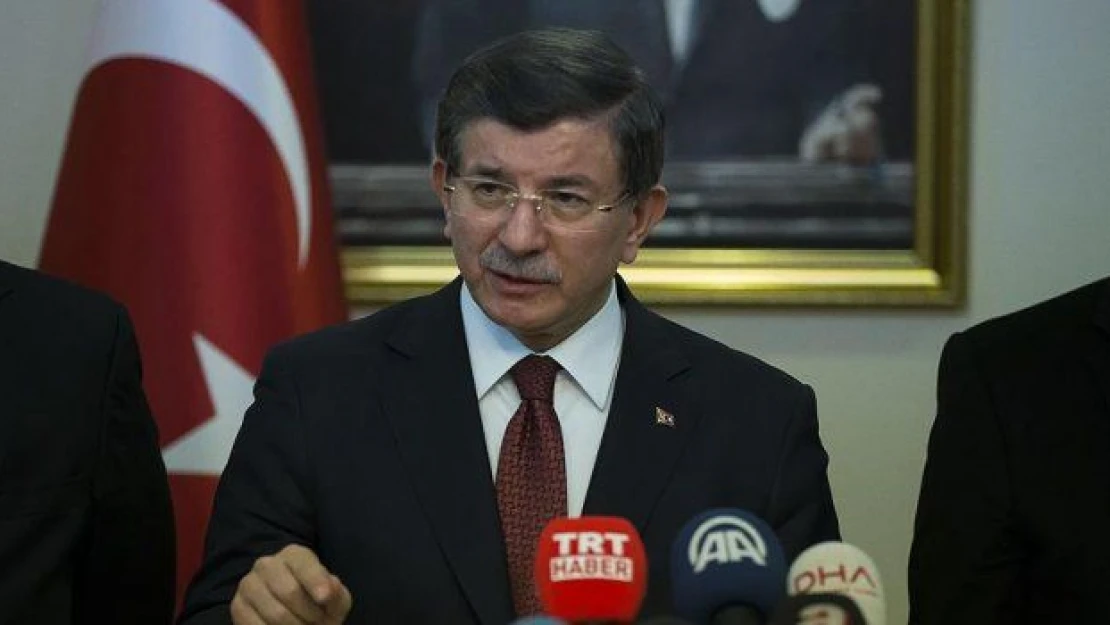 Davutoğlu: Terör  karşısında 78 milyon vatandaşımızla bir ve beraberiz