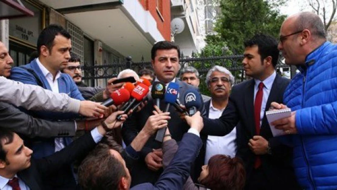 Demirtaş'tan flaş açıklama! Muhalefetin desteklemesi büyük hata