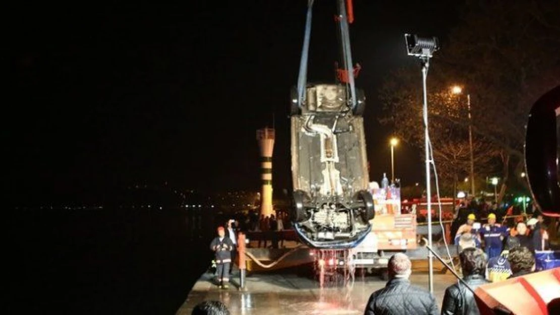 Denize düşen araçtan iki ceset çıkarıldı